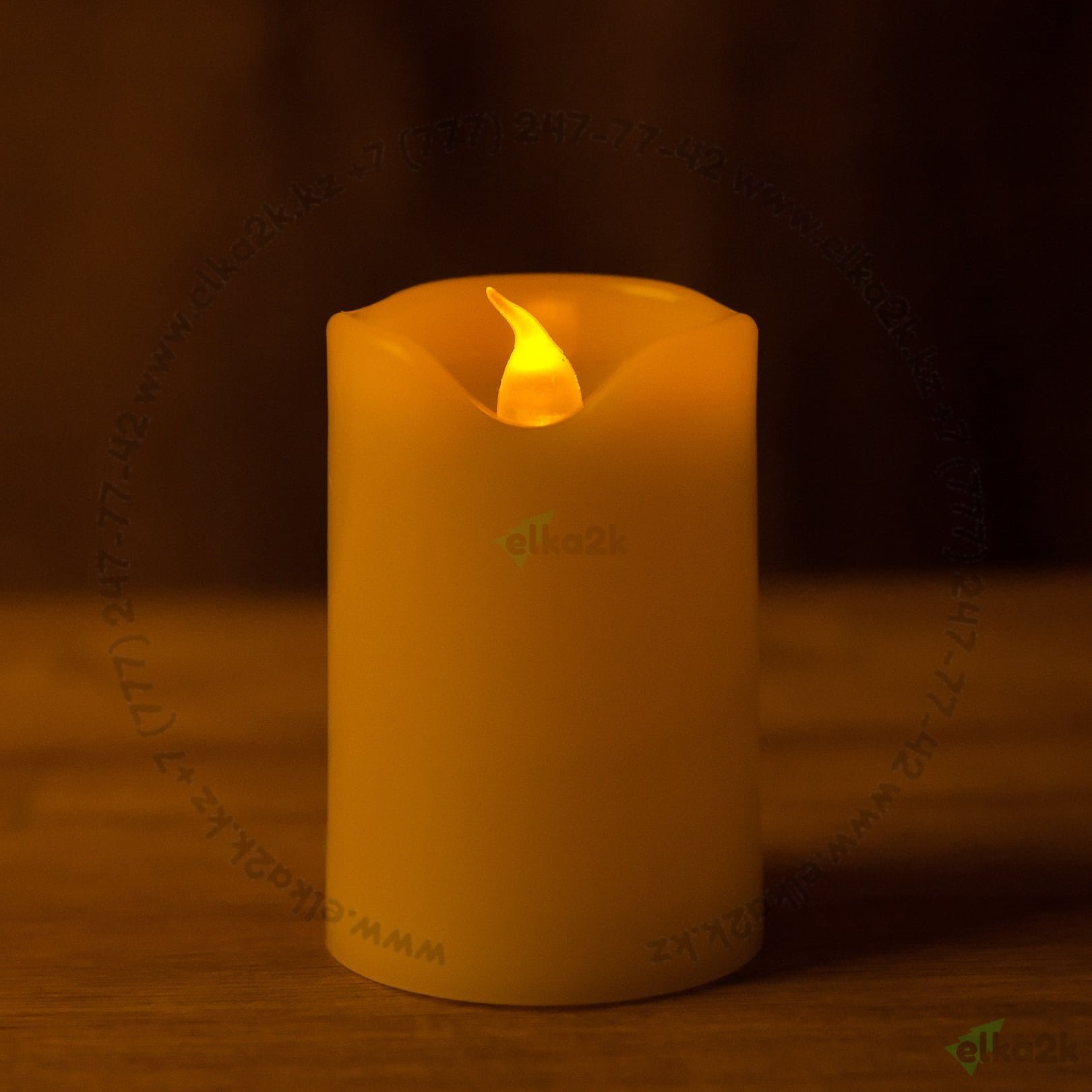 Светодиодная декоративная свеча на батарейках 7,5 см (СБ-2)