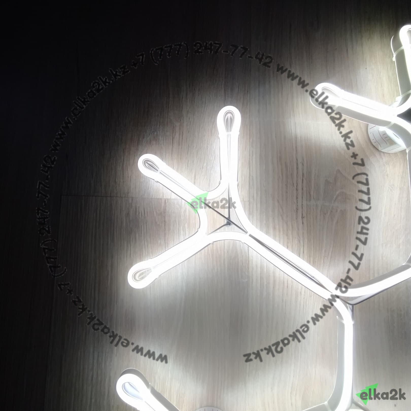 Новогодняя светодиодная фигура "Снежинка" 60х60 см (НФ-94) тёплый свет
